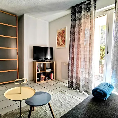 Appartement La Bulle Bleue - Parking-terrasse-aeoport-meet Blagnac