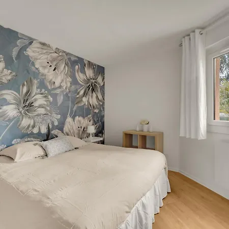 La Bulle Bleue - Parking-terrasse-aeoport-meet * 블라냑