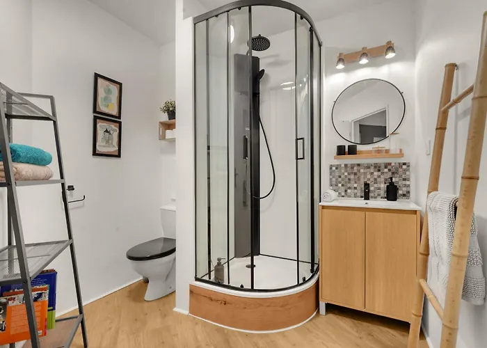 아파트 La Bulle Bleue - Parking-terrasse-aeoport-meet 블라냑